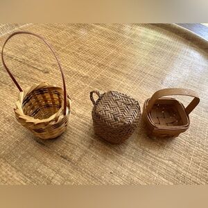3 miniature baskets